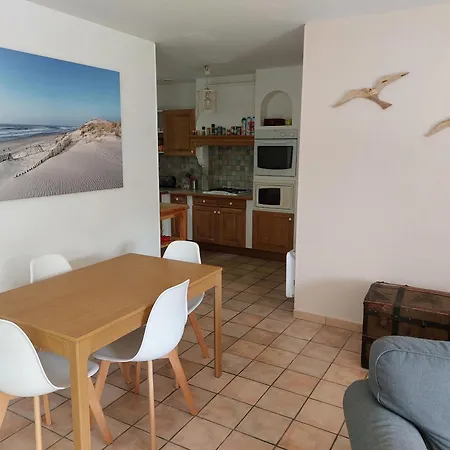Holiday home Maison Au Coeur Des Landes Luglon